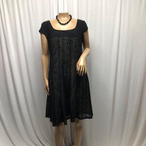 Madison Leigh Dress Womens Size 12 Black Lace Beige Lining A-Line Cap Sleeve